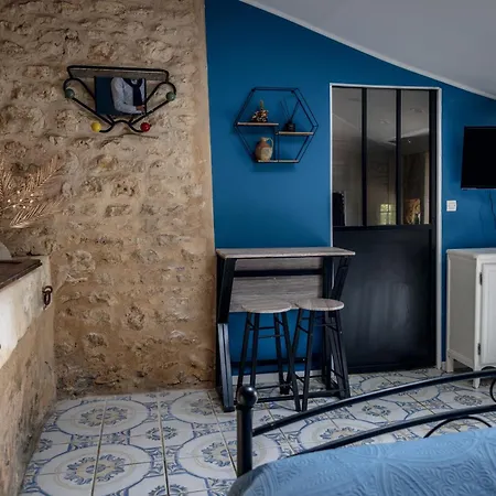 La Petite Bergerie Bed & Breakfast Biard